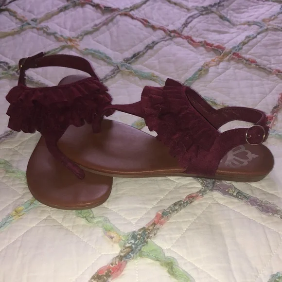 Sandals - Picture 4 of 8